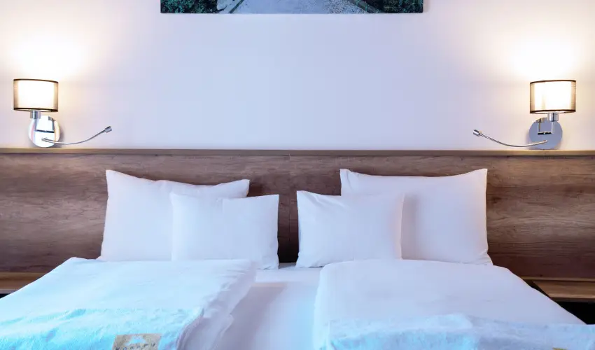 Kkapu Vadszkastly s Hotel & Apartments Nagyhuta - Pnksd (min. 2 j)