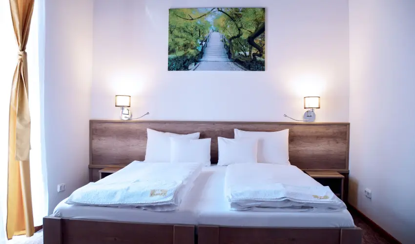 Kkapu Vadszkastly s Hotel & Apartments Nagyhuta - Pnksd (min. 2 j)