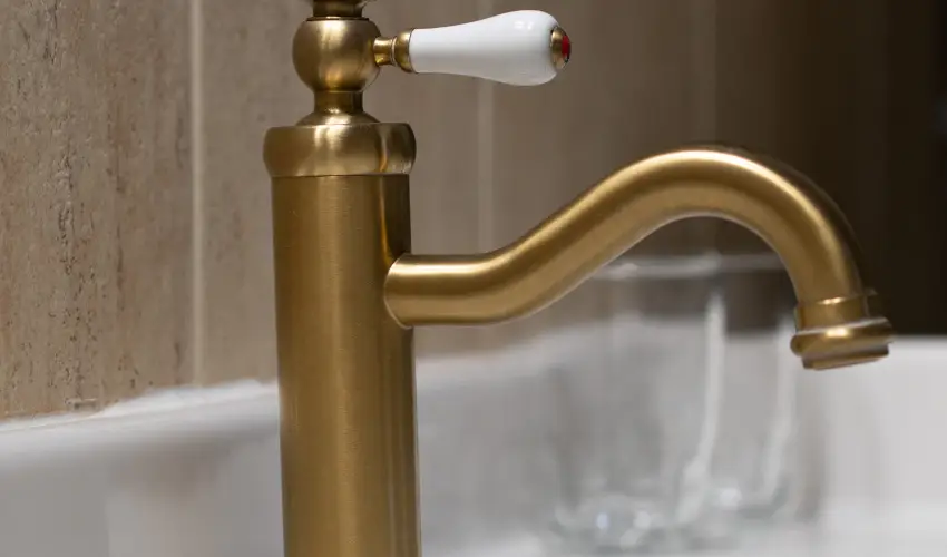 Kkapu Vadszkastly s Hotel & Apartments Nagyhuta - Pnksd (min. 2 j)