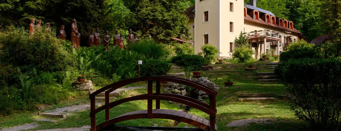 Kkapu Vadszkastly s Hotel & Apartments Nagyhuta - Pnksd (min. 3 j)