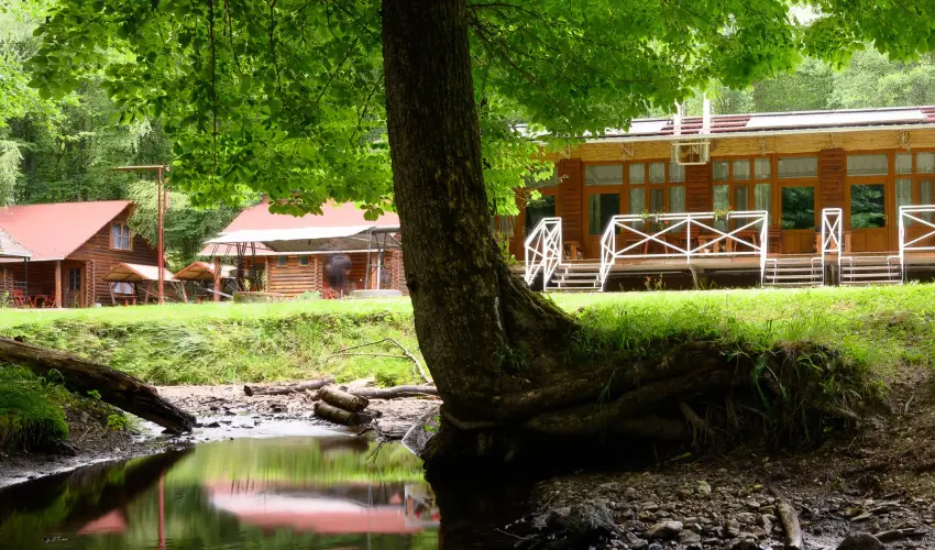 Kkapu Vadszkastly s Hotel & Apartments Nagyhuta - Pnksd (min. 2 j)