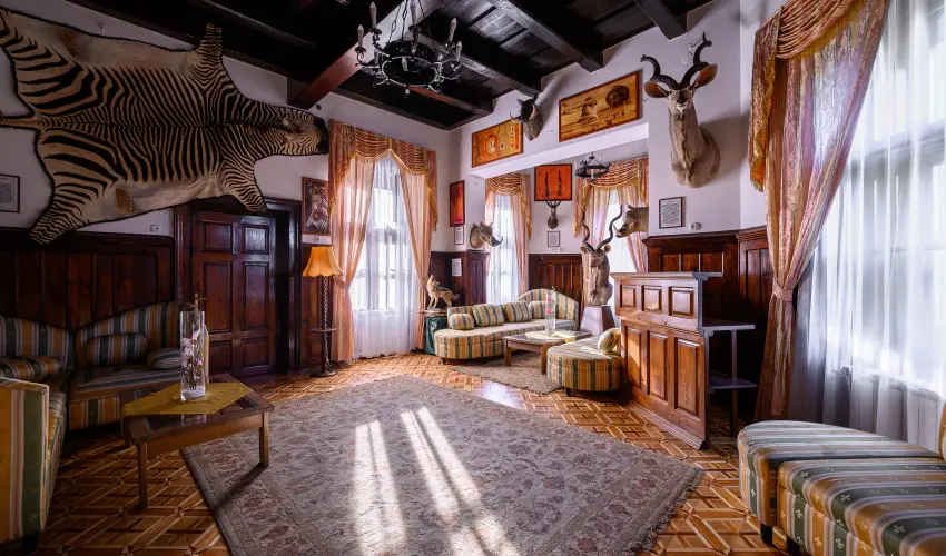 Kkapu Vadszkastly s Hotel & Apartments Nagyhuta - Pnksd (min. 2 j)