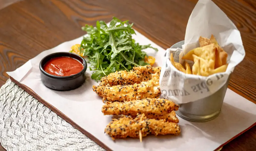 Kkapu Vadszkastly s Hotel & Apartments Nagyhuta - Pnksd (min. 2 j)