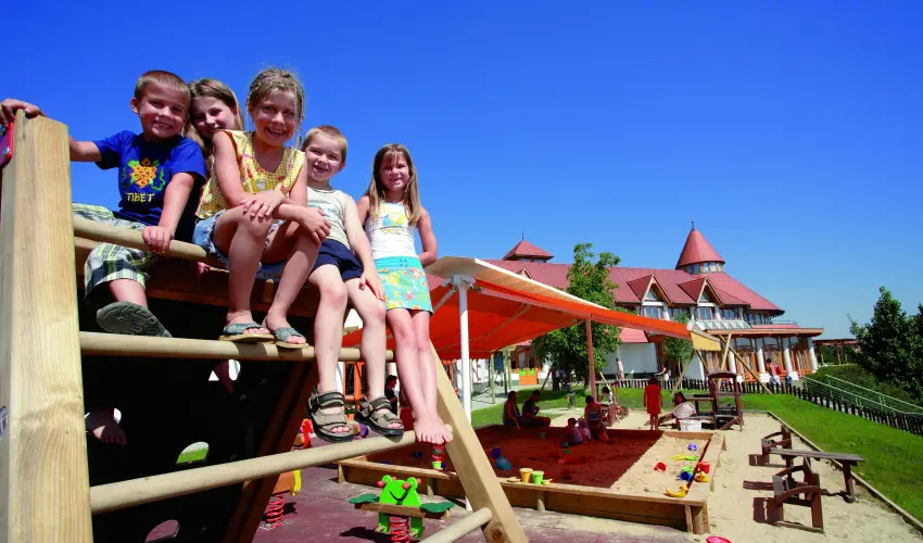 Kolping Family Resort Alsphok - Pnksd (min. 3 j)
