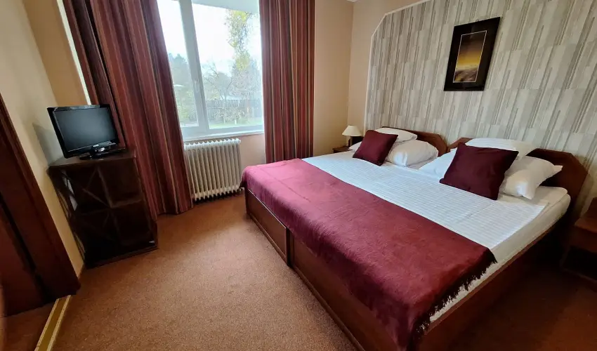 Komfort Hotel Platn Harkny - Pnksd 