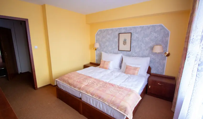 Komfort Hotel Platn Harkny - Pnksd 