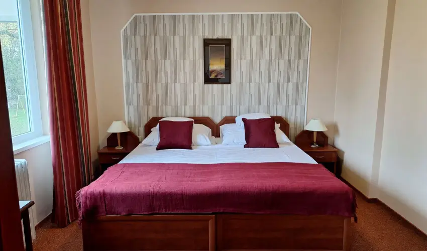 Komfort Hotel Platn Harkny - Pnksd 