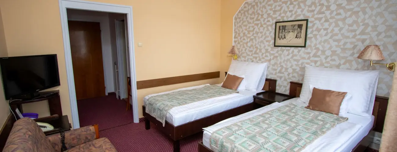 Komfort Hotel Platn Harkny - Pnksd 