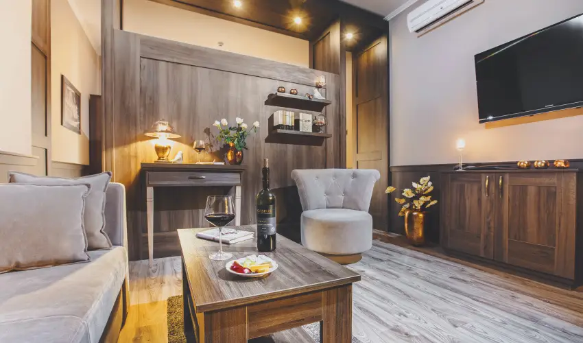 Koml Hotel Gyula - Pnksd (min. 2 j)