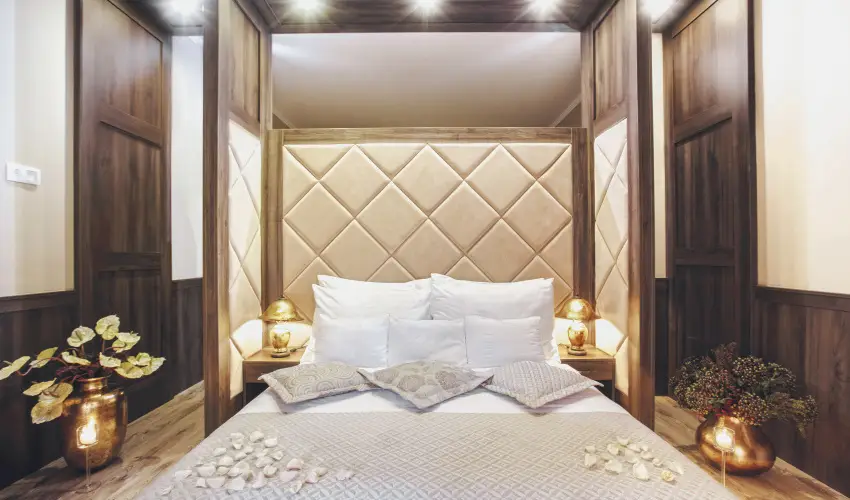 Koml Hotel Gyula - Pnksd (min. 2 j)