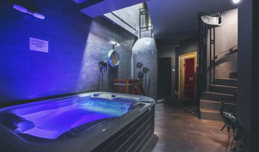 Koml Hotel Gyula - Pnksd (min. 2 j)