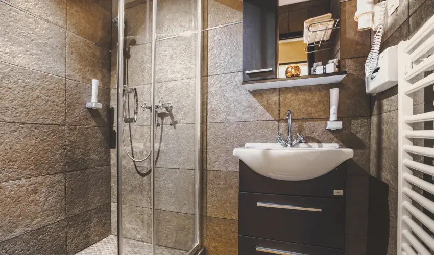 Koml Hotel Gyula - Pnksd (min. 2 j)