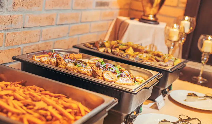 Koml Hotel Gyula - Pnksd (min. 2 j)