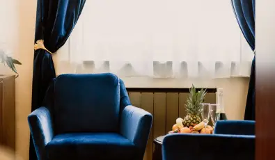 Korona Panzi s tterem Hvz