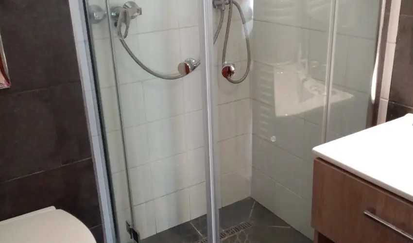 K�szeghegyalja Vend�gh�z Horv�tzsid�ny - P�nk�sd (min. 2 �j)