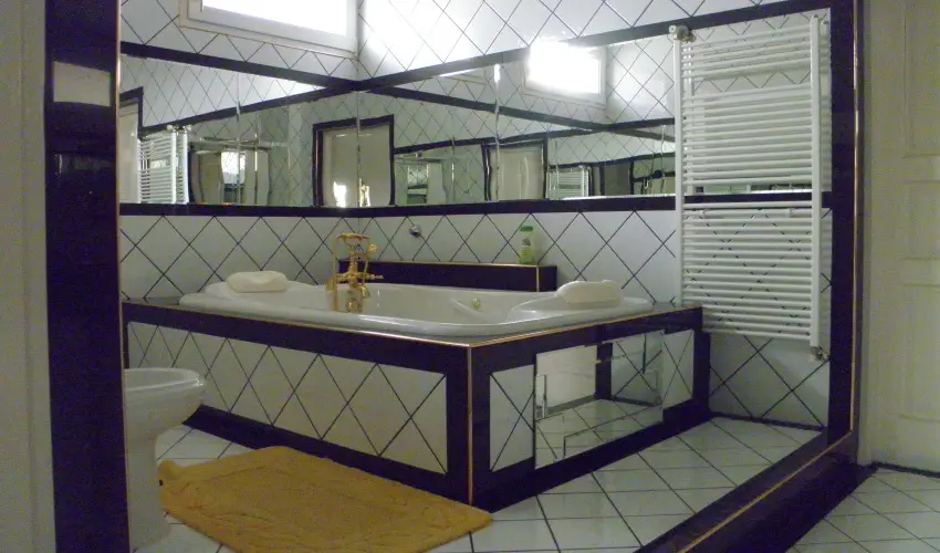 Kristly Apartman Hvz - Pnksd (min. 2 j)