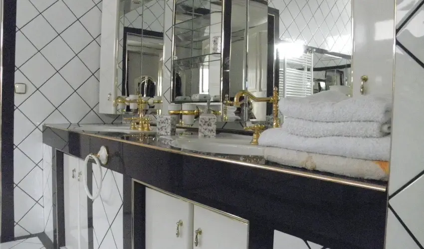 Kristly Apartman Hvz - Pnksd (min. 2 j)