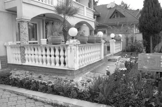 Krist�ly Apartman - P�nk�sd (min. 2 �j)
