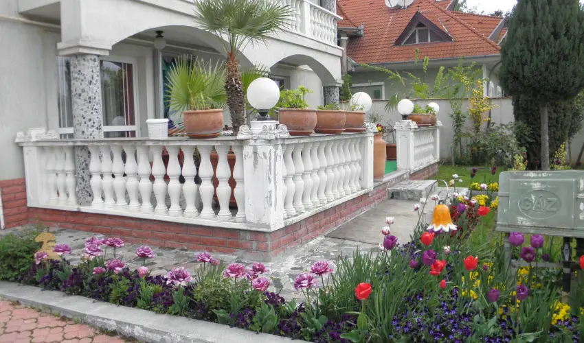 Kristly Apartman Hvz - Pnksd (min. 2 j)