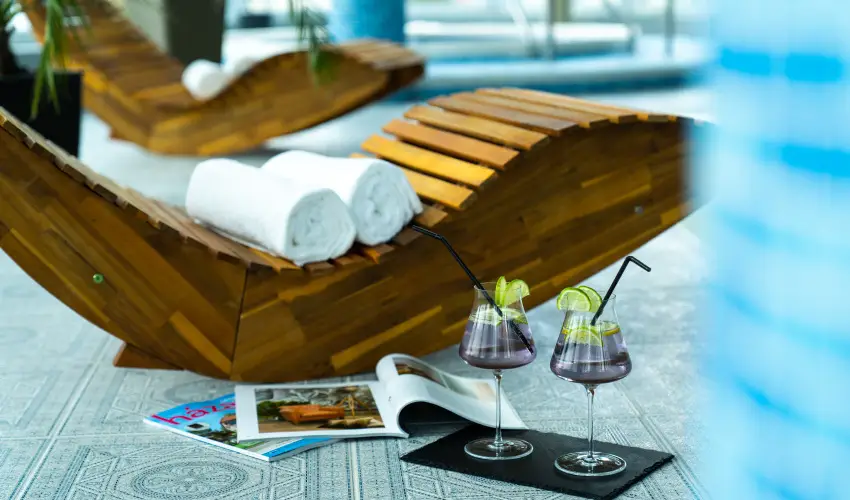 Krist�ly Hotel Konferencia & Wellness Ajka - P�nk�sd