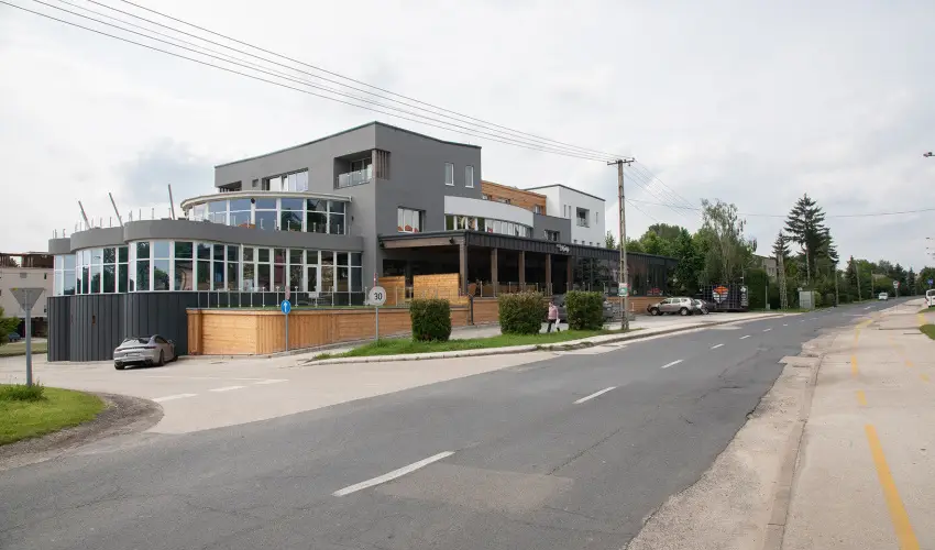 Krist�ly Hotel Konferencia & Wellness Ajka - P�nk�sd