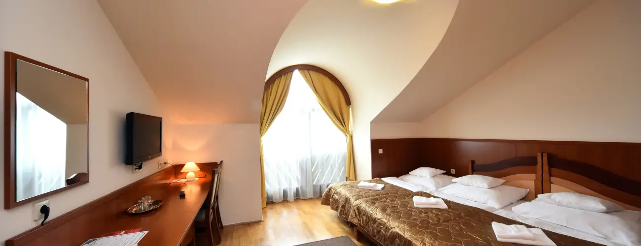 Hotel Kumnia Kisjszlls - Pnksd