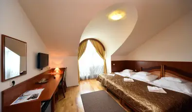 Hotel Kumnia Kisjszlls