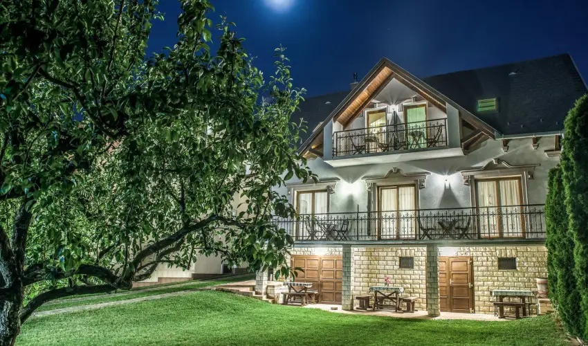 Laky Villa Zalakaros - Pnksd (min. 2 j)