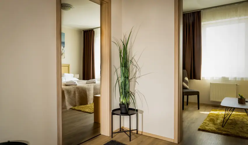 Land-Plan Hotel & Restaurant T�lt�stava - P�nk�sd 