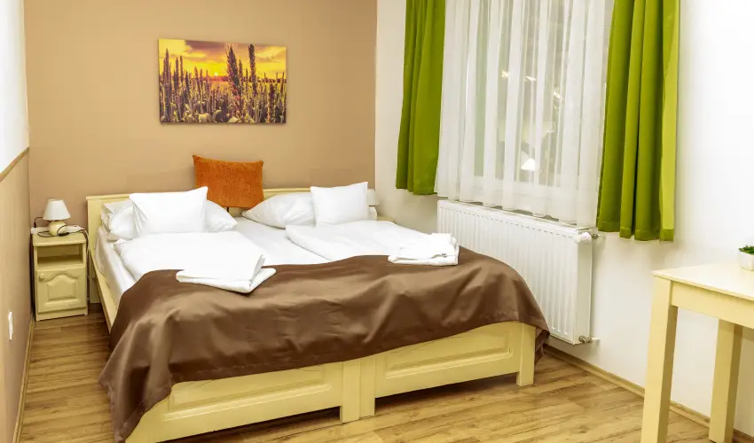 Land-Plan Hotel & Restaurant T�lt�stava - P�nk�sd 