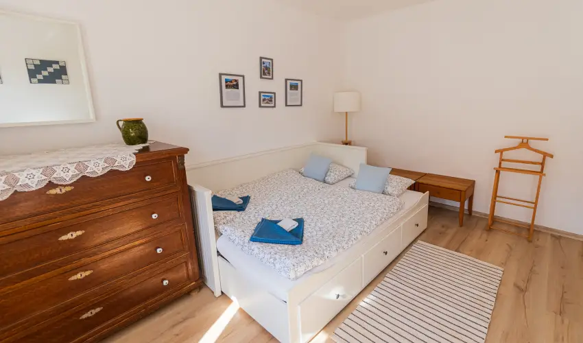 Lank�s Vend�gh�z Holl�k� - P�nk�sd