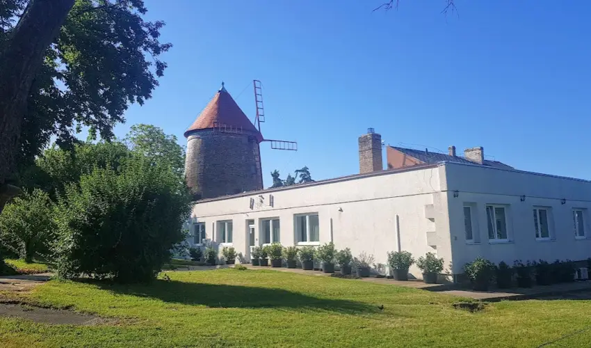 Lencs�s Apartmanh�z Apartmanok Sopron - P�nk�sd