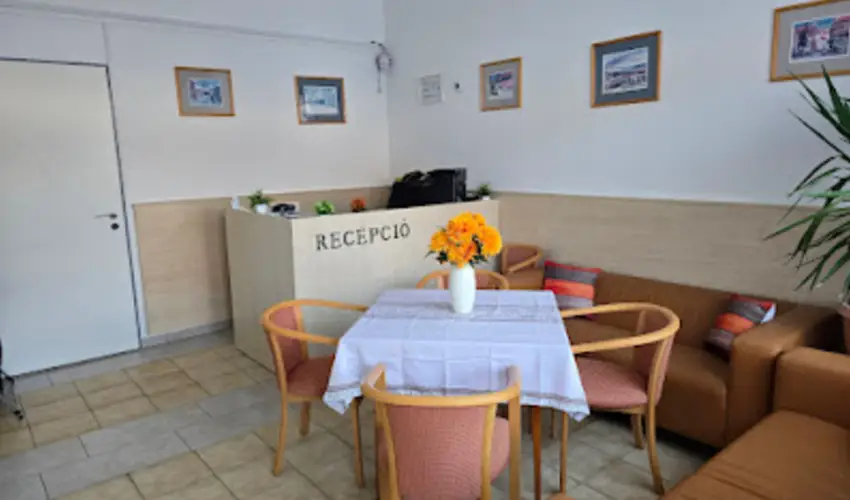 Lencs�s Apartmanh�z Apartmanok Sopron - P�nk�sd