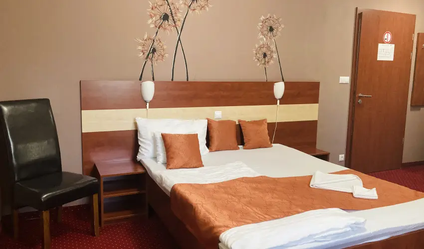 Libra Hotel Veresegyh�z - P�nk�sdi lazul�s a Libr�ban (1 �jt�l)