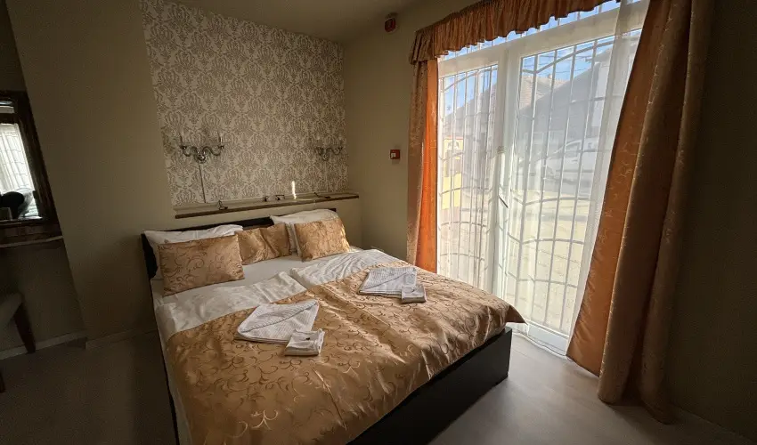 Libra Hotel Veresegyh�z - P�nk�sdi lazul�s a Libr�ban (1 �jt�l)