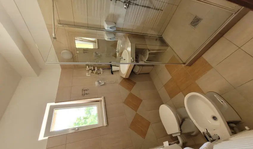Libra Hotel Veresegyh�z - P�nk�sdi lazul�s a Libr�ban (1 �jt�l)
