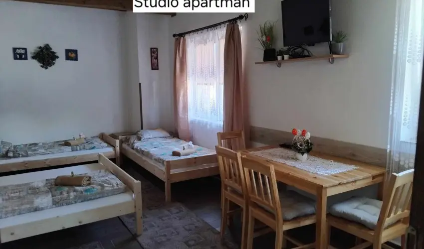 Lilla Apartmanhzak Szilvsvrad - Pnksd (min. 2 j)