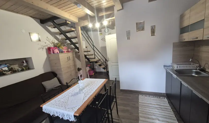 Lilla Apartmanhzak Szilvsvrad - Pnksd (min. 2 j)