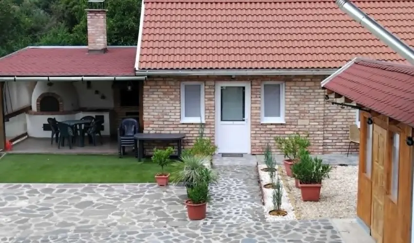 Lilla Apartmanhzak Szilvsvrad - Pnksd (min. 2 j)