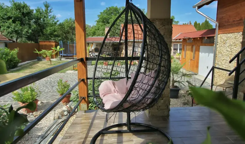 Lilla Apartmanh�zak Szilv�sv�rad - P�nk�sd (min. 3 �j)
