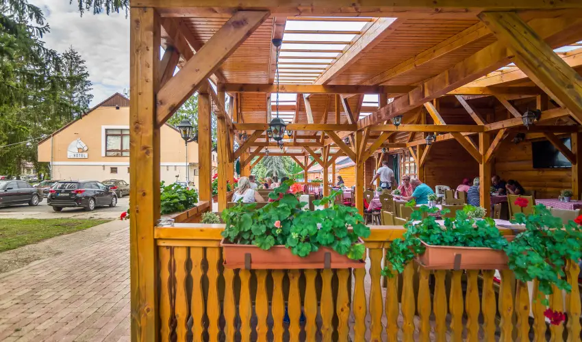 Lipicai Hotel Szilvsvrad - Pnksd (min. 3 j)