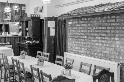 Lipicai Hotel - Pnksd