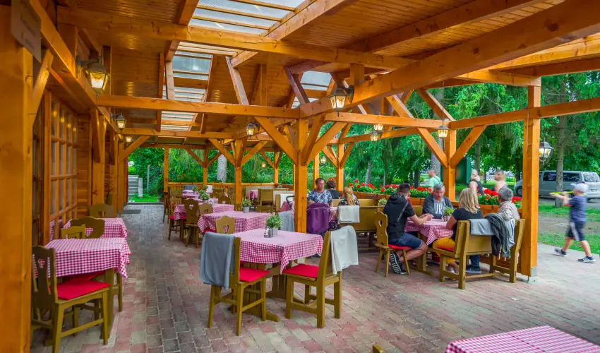 Lipicai Hotel Szilvsvrad - Pnksd (min. 3 j)