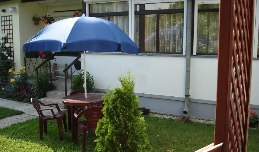 Liza Apartman Gyula - Pnksd (min. 2 j)