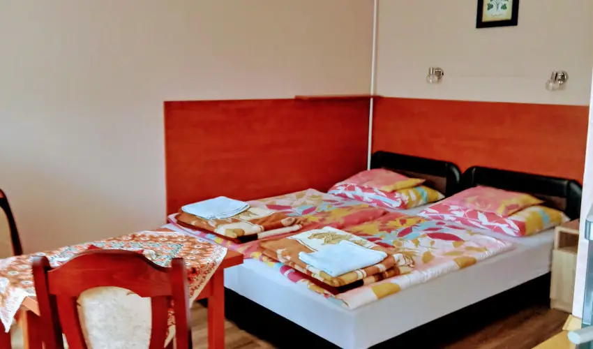 Liza Apartman Gyula - Pnksd (min. 2 j)