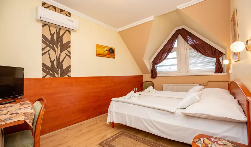 Major Panzi & tterem Hajdszoboszl - Pnksd