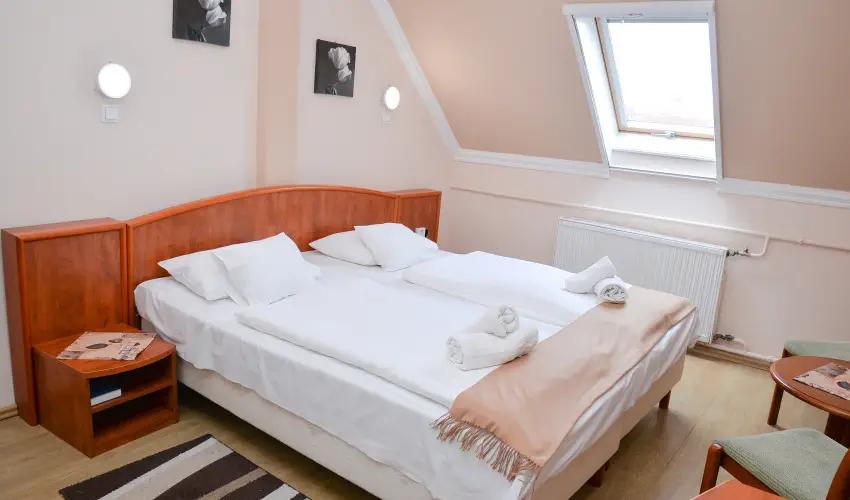 Major Panzi� & �tterem Hajd�szoboszl� - P�nk�sd (min. 2 �j)