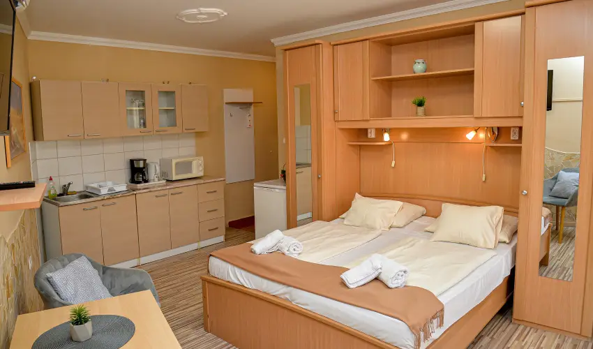 Major Panzi� & �tterem Hajd�szoboszl� - P�nk�sd (min. 2 �j)