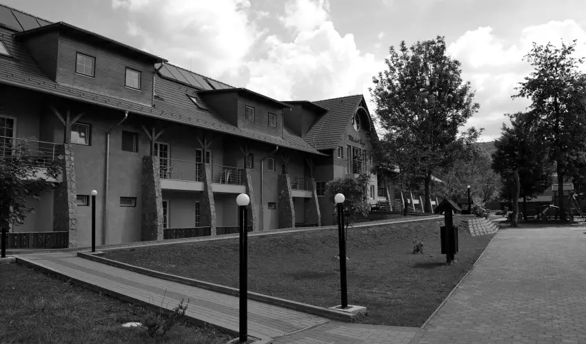 Malomkert Hotel Nagyb�rzs�ny - P�nk�sd (min. 2 �j)