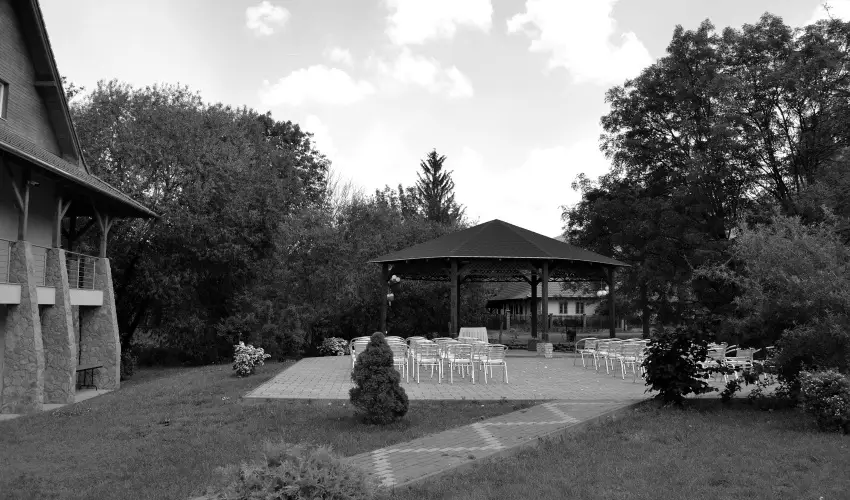 Malomkert Hotel Nagyb�rzs�ny - P�nk�sd (min. 2 �j)